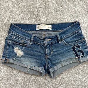 ❌SOLD❌ Gilly Hicks Low Rise Shorts